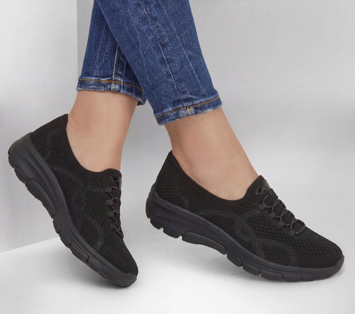 Skechers Relaxed Fit: Easy Going - Sweet Streak